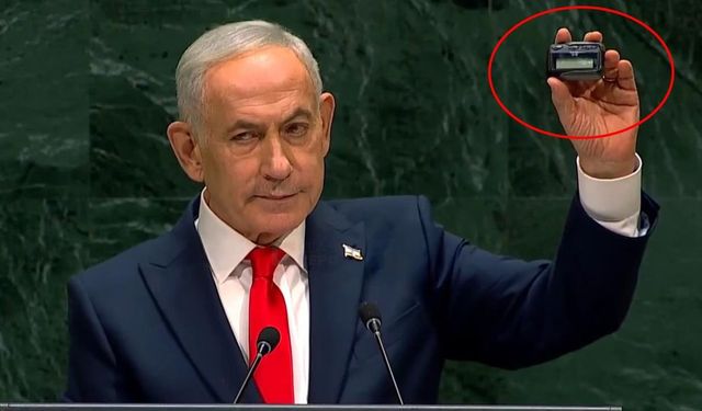 Netanyahu dünyayı elindeki bu cihazla tehdit etti