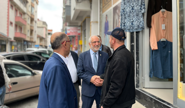 Saadet Partili Mehmet Karaman Havza’da sel mağduru esnafı dinledi