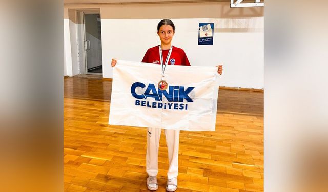 Canikli tekvandocu Asiye Nur Bilgin Türkiye Şampiyonası finalinde