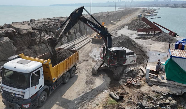 Samsun’un Kurupelit Marina’sında büyük temizlik başladı