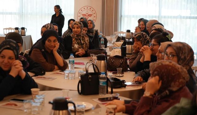 Samsun’da anne adaylarına nefes, egzersiz ve doğum eğitimi