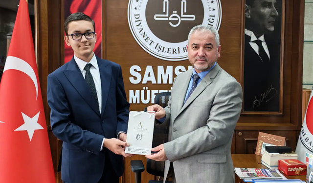Samsunlu hafız Yunus Emre Yılmaz Türkiye üçüncüsü oldu