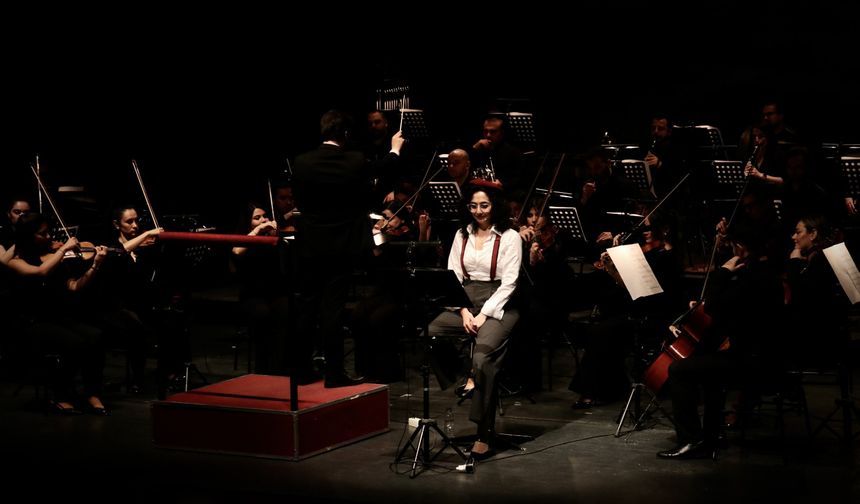 Ünlü piyanist, orkestra şefi ve opera bestecisi Bujor Hoinic'in bestelediği eser, Leyla Ceren Koç'un anlatıcılığında, orkestra şefi Artun Hoinic'in yönetimindeki SAMDOB orkestrası ile sahnelendi.