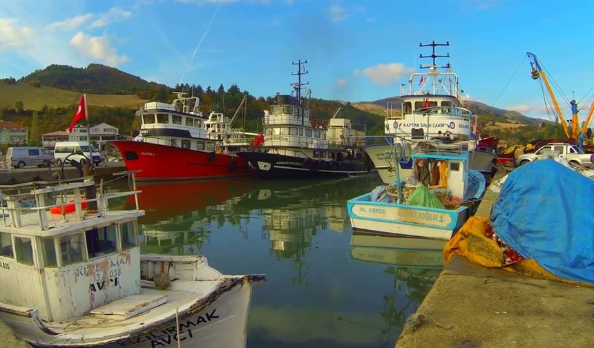 Yakakent Balıkçı Tekneleriyle Karadeniz Günlükleri