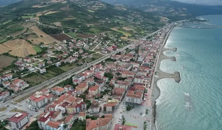 Yakakent’te Denizle İç İçe Huzurlu Kasaba Yaşamı