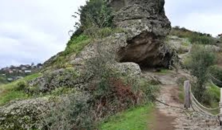 Tekkeköy’de Binlerce Yıllık Yerleşimin Sessiz Tanıkları