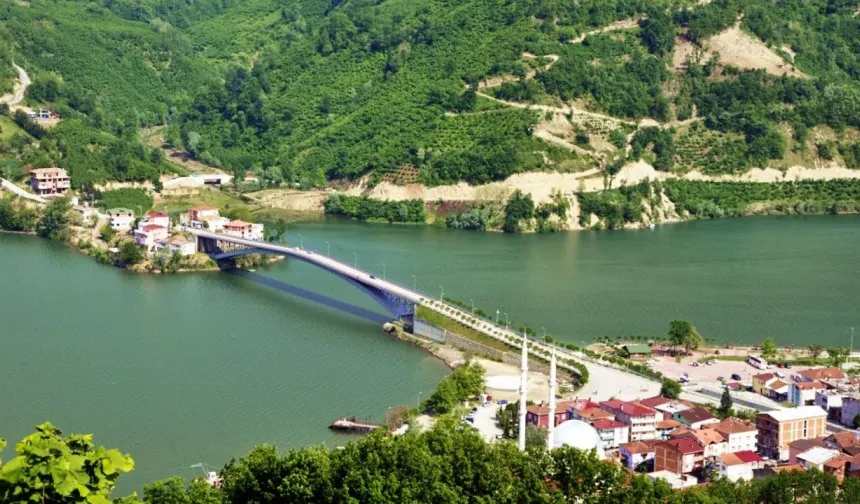 Ayvacık’ta Göl Çevresinde Günlük Yaşam