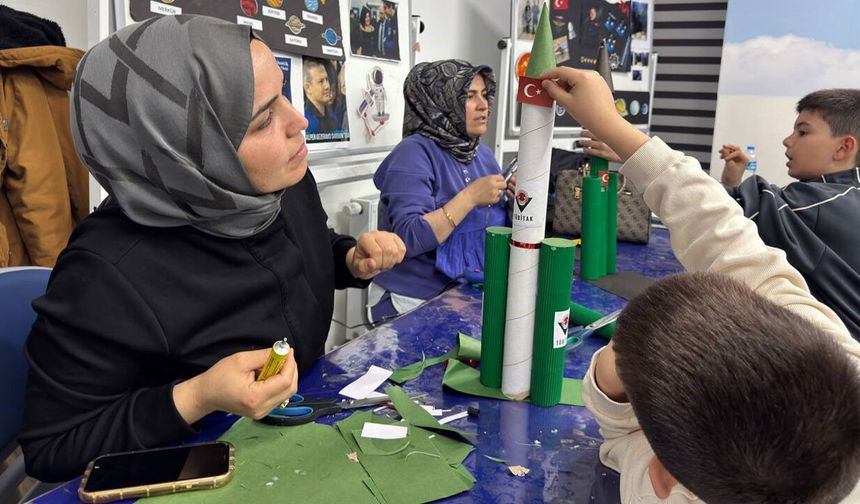 Canik’te 23 Nisan coşkusu ailelerle paylaşıldı