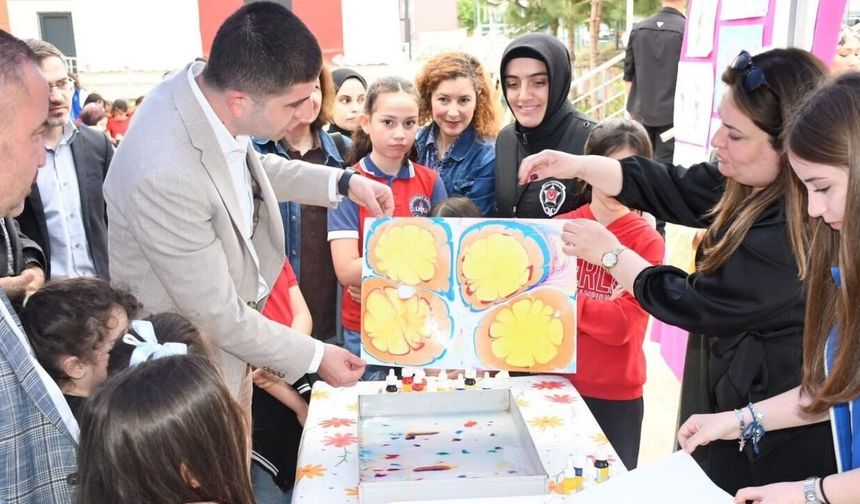 Alaçam'da resim ve el sanatları sergisi düzenlendi