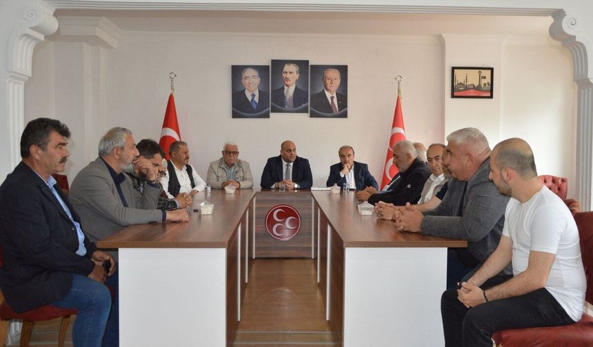 MHP Havza’da bayramlaşma programı düzenledi