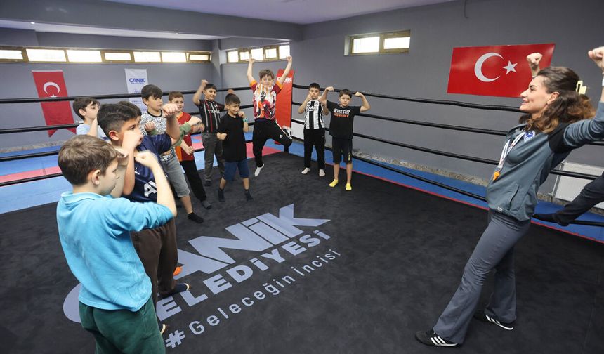 Canik’te geleceğin şampiyon sporcuları yetişiyor