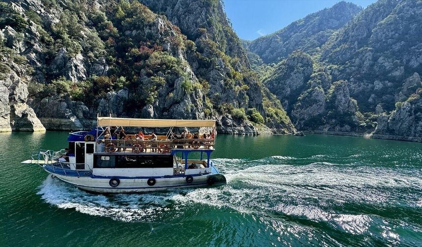 Şahinkaya Kanyonu Gezi Rehberi: Doğa, Manzara ve Tekne Turları