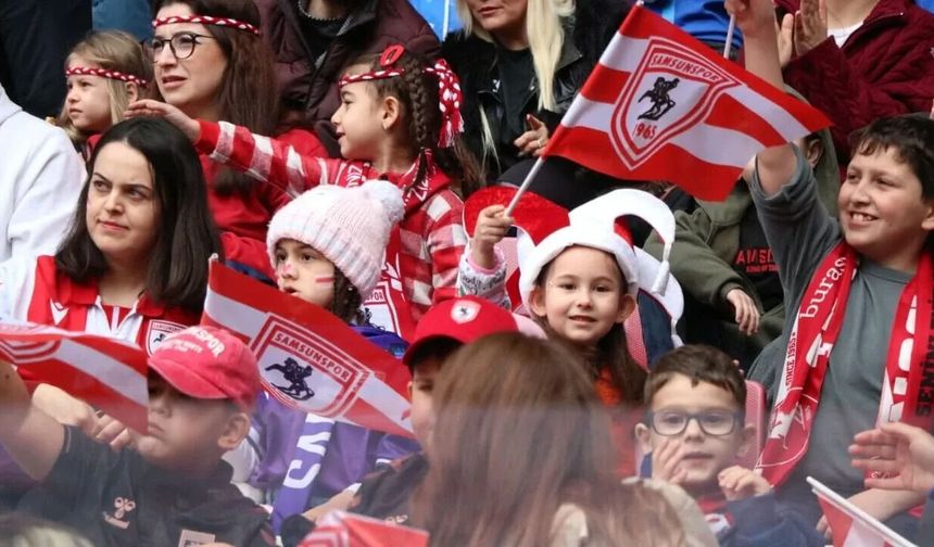 Samsunspor’dan öğrencilere ücretsiz maç bileti sürprizi!