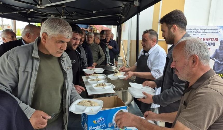 Samsun’da Ahilik Haftası’nda esnafa etli pilav ikramı