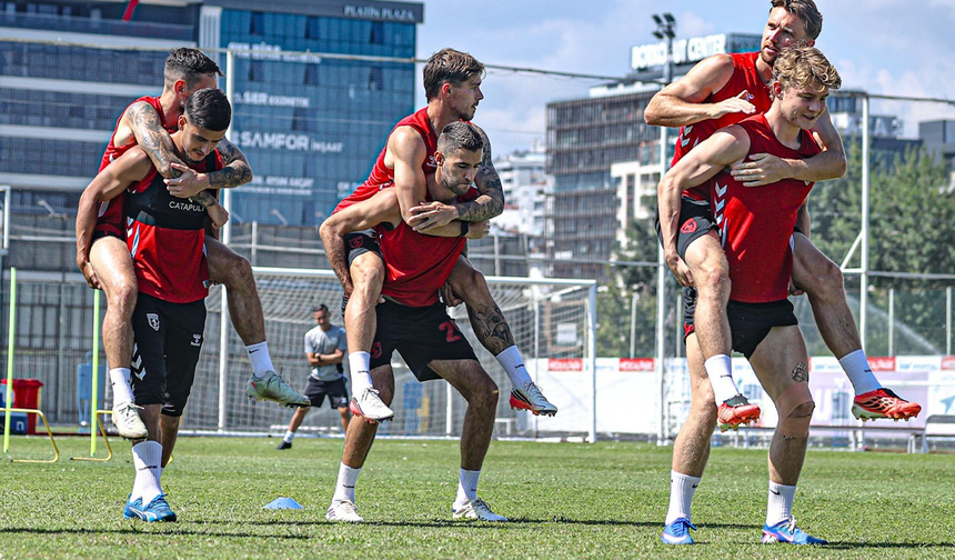 Samsunspor’da transfer alarmı! İki isimle görüşülüyor
