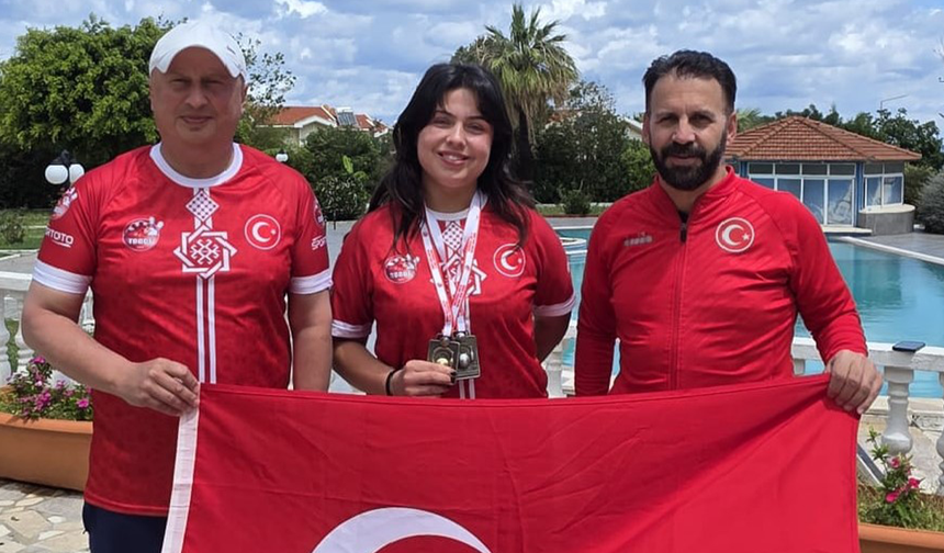 Samsunsporlu Melek Ünlü Avrupa sahnesinde!