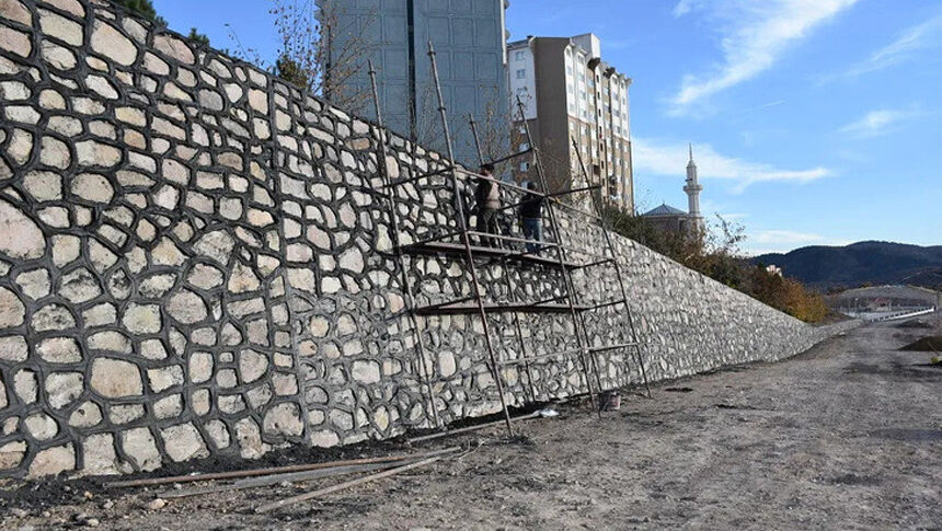 İSTİNAT DUVARI YAPTIRILACAKTIR