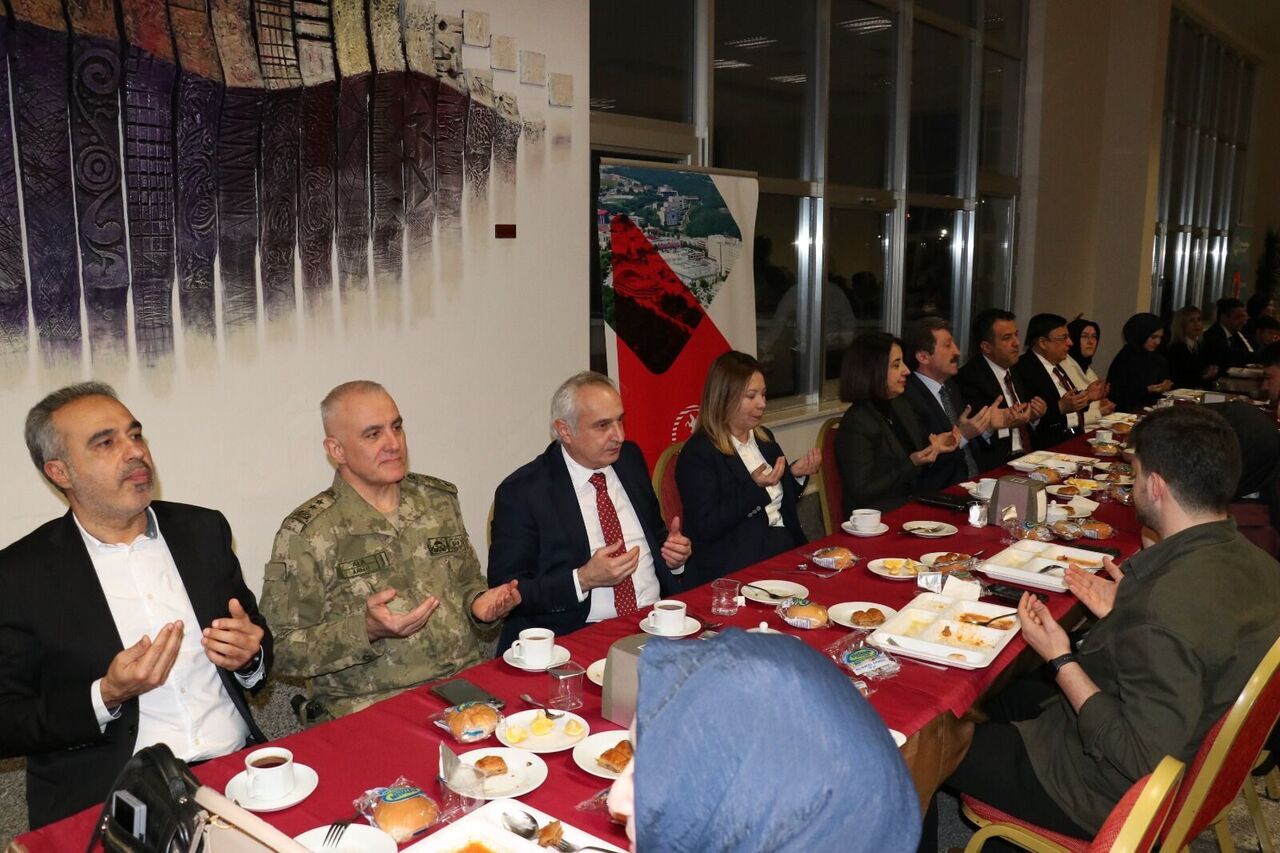 Whatsapp Image 2025 03 04 At 22.24.55 (1)