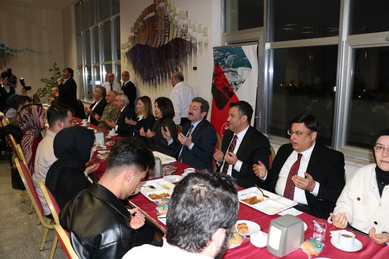 Whatsapp Image 2025 03 04 At 22.24.55