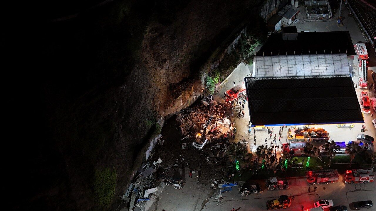 A W442362 05 1280X720