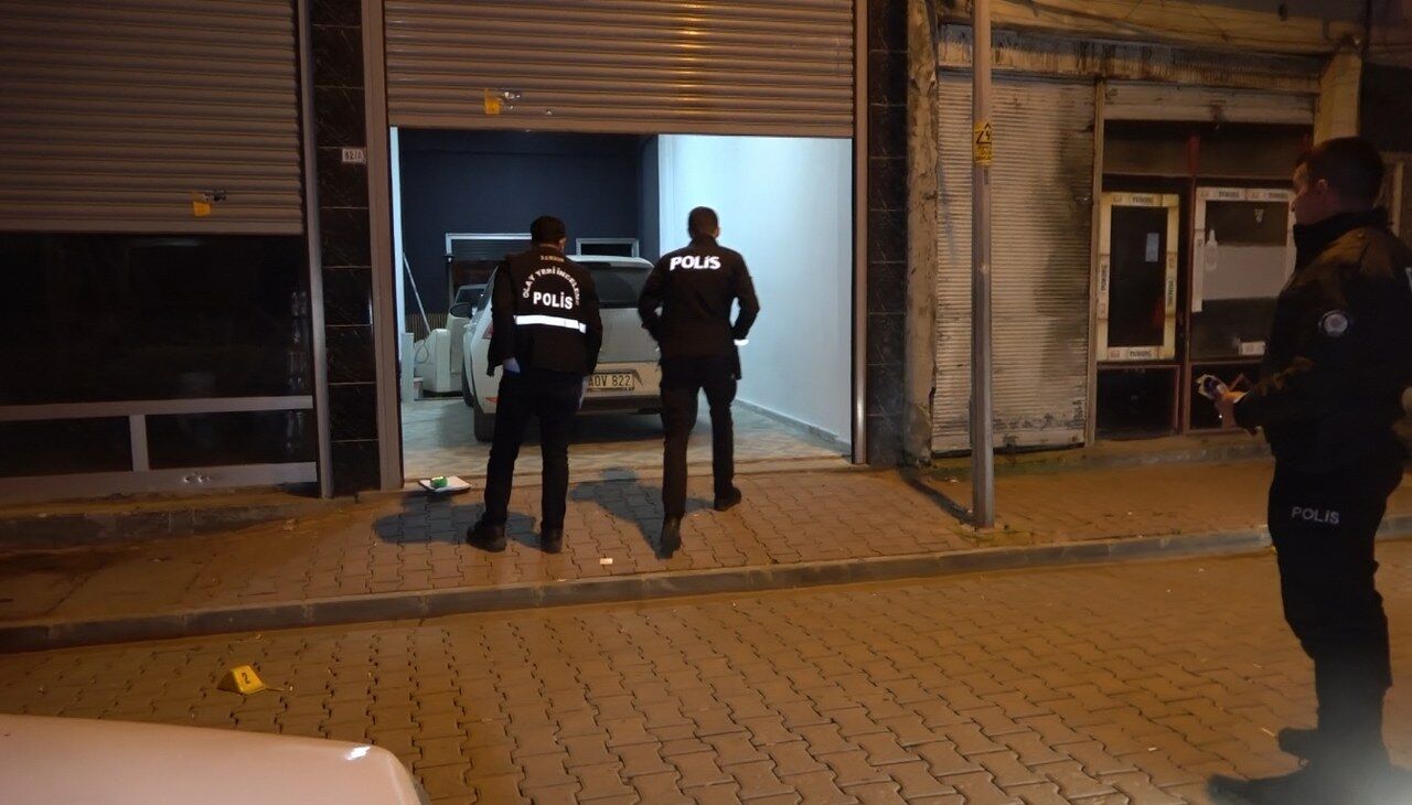 A W444973 05 1280X730