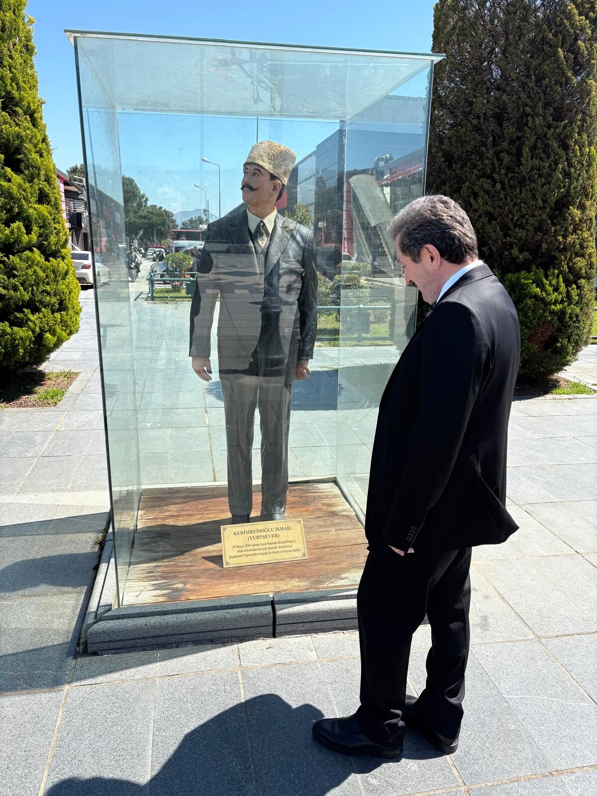 Gq U3Xvz X A A A Eecc