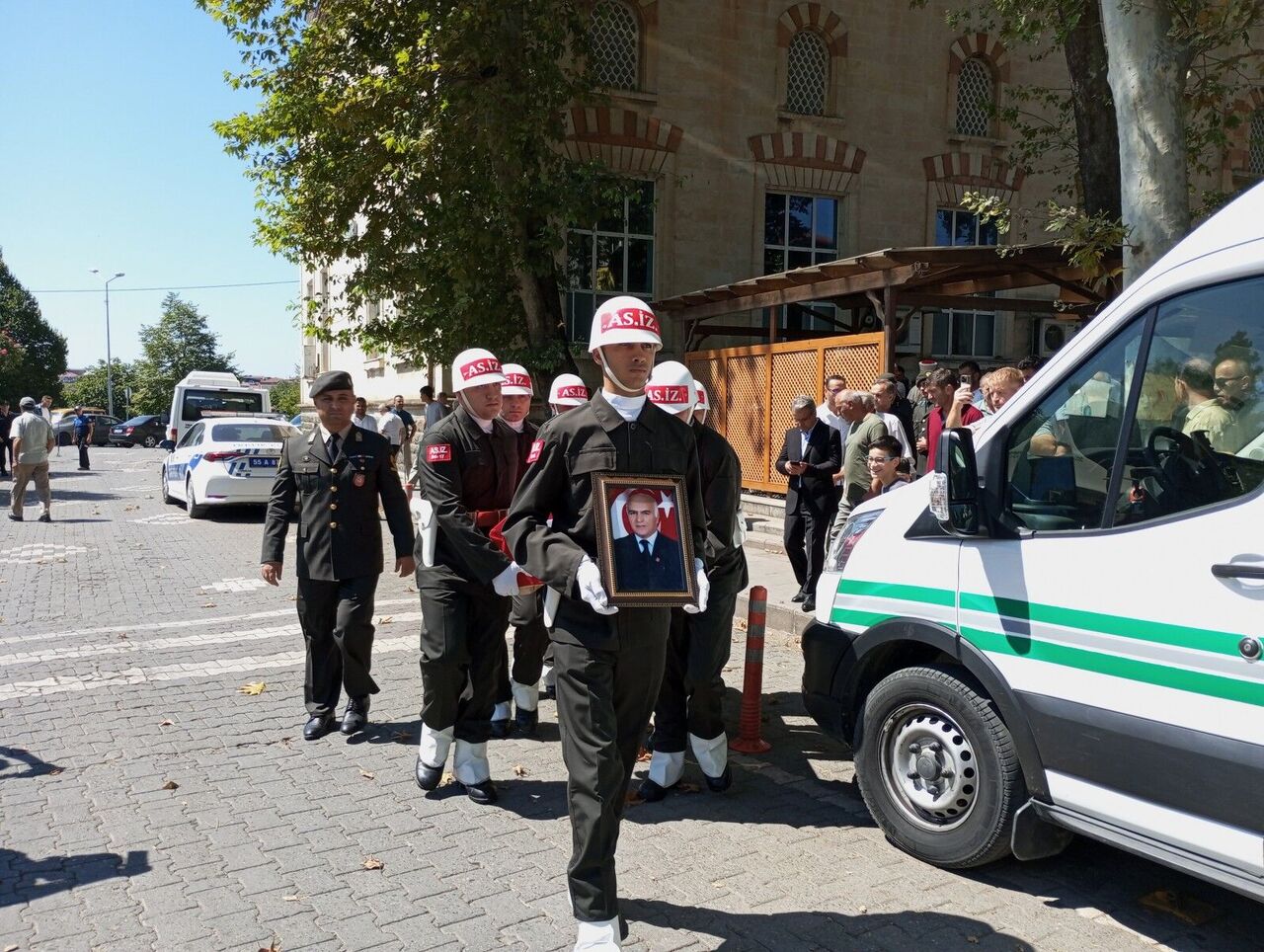 A A 20250822 38895538 38895537 S A M S U N D A V E F A T E D E N K I B R I S G A Z I S I N E C M I C I C E K T O P R A G A V E R I L D I 1594X1200