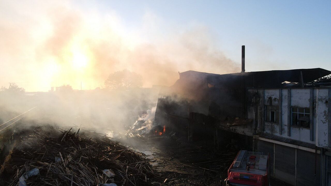 A A 20250917 39135428 39135423 S A M S U N D A Y A N G I N C I K A N K E R E S T E F A B R I K A S I N D A S O G U T M A C A L I S M A L A R I S U R U Y O R 1680X945