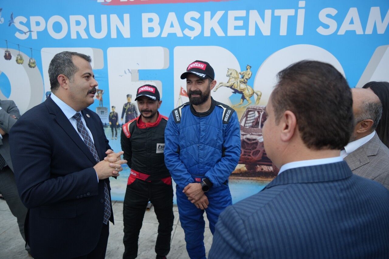 A W545913 06 1280X853