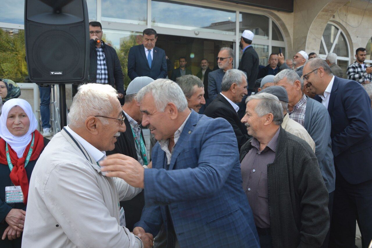 A A 20251014 39409147 39409145 H A V Z A D A N U M R E Y E G I D E C E K L E R U G U R L A N D I 1280X853