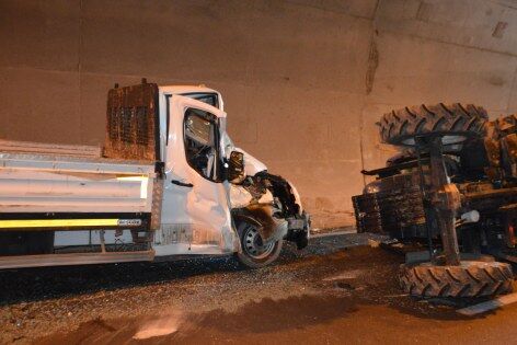 Samsun'da tünelde kaza! 1'i ağır 2 yaralı