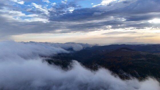 Alaçam'ın zirvesinde doğa harikası: Sis denizi