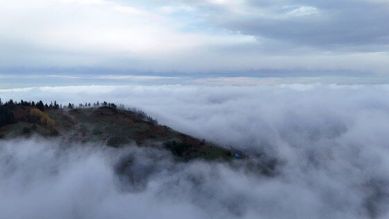 Alaçam'ın zirvesinde doğa harikası: Sis denizi