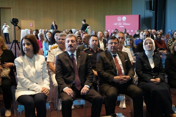 A W554702 02 600X400