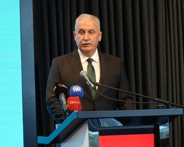 A W554702 04 600X480