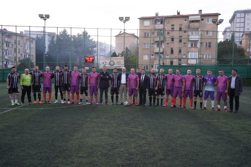 Samsun'da hastane çalışanları sahada buluştu, stres attı