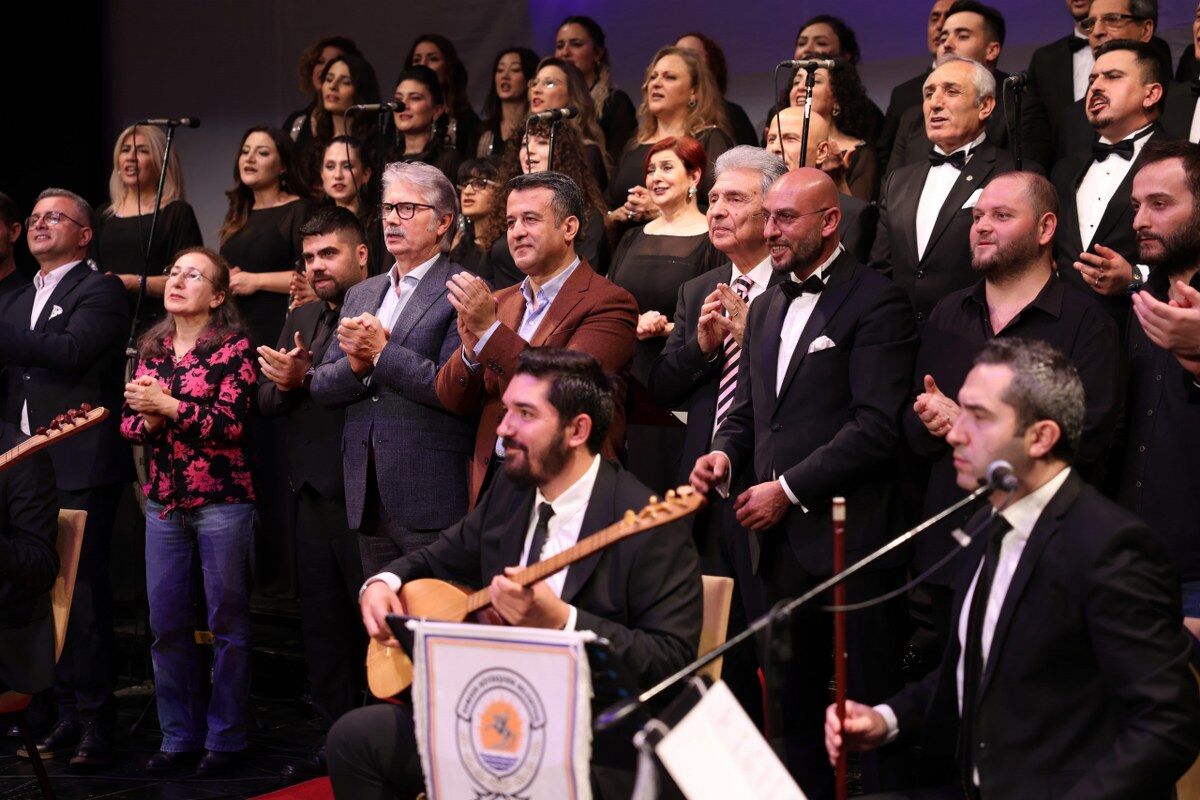 A W567669 04 1200X800