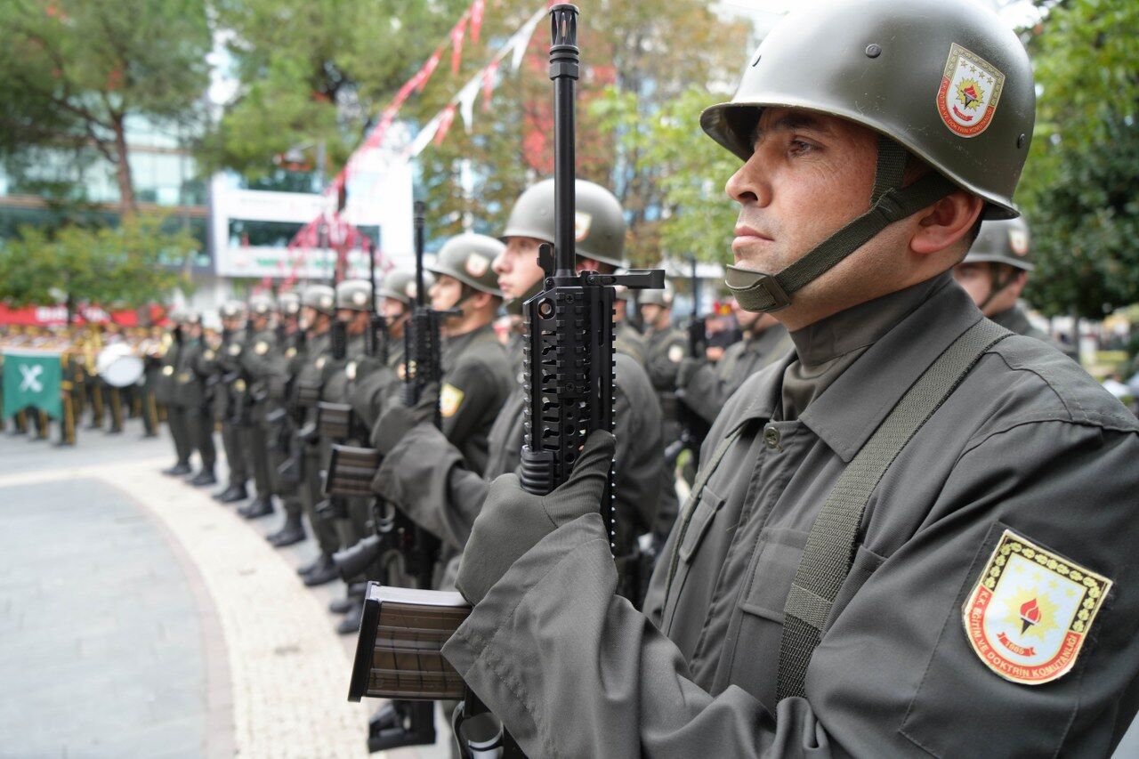 A W568507 12 1280X853