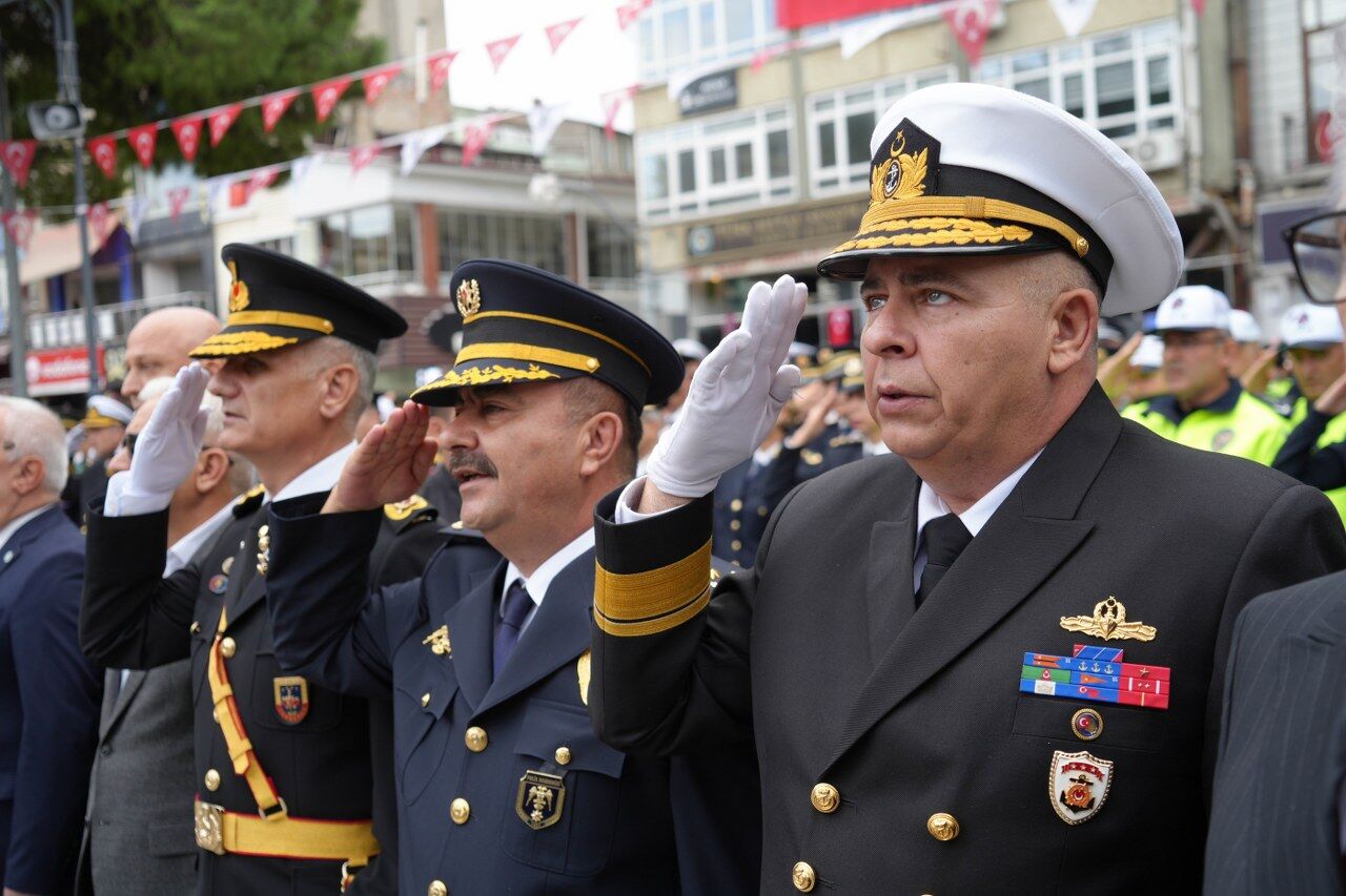 A W568507 13 1280X853