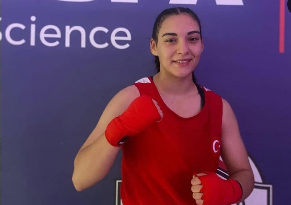 G216Q9P W Q A Aax V S