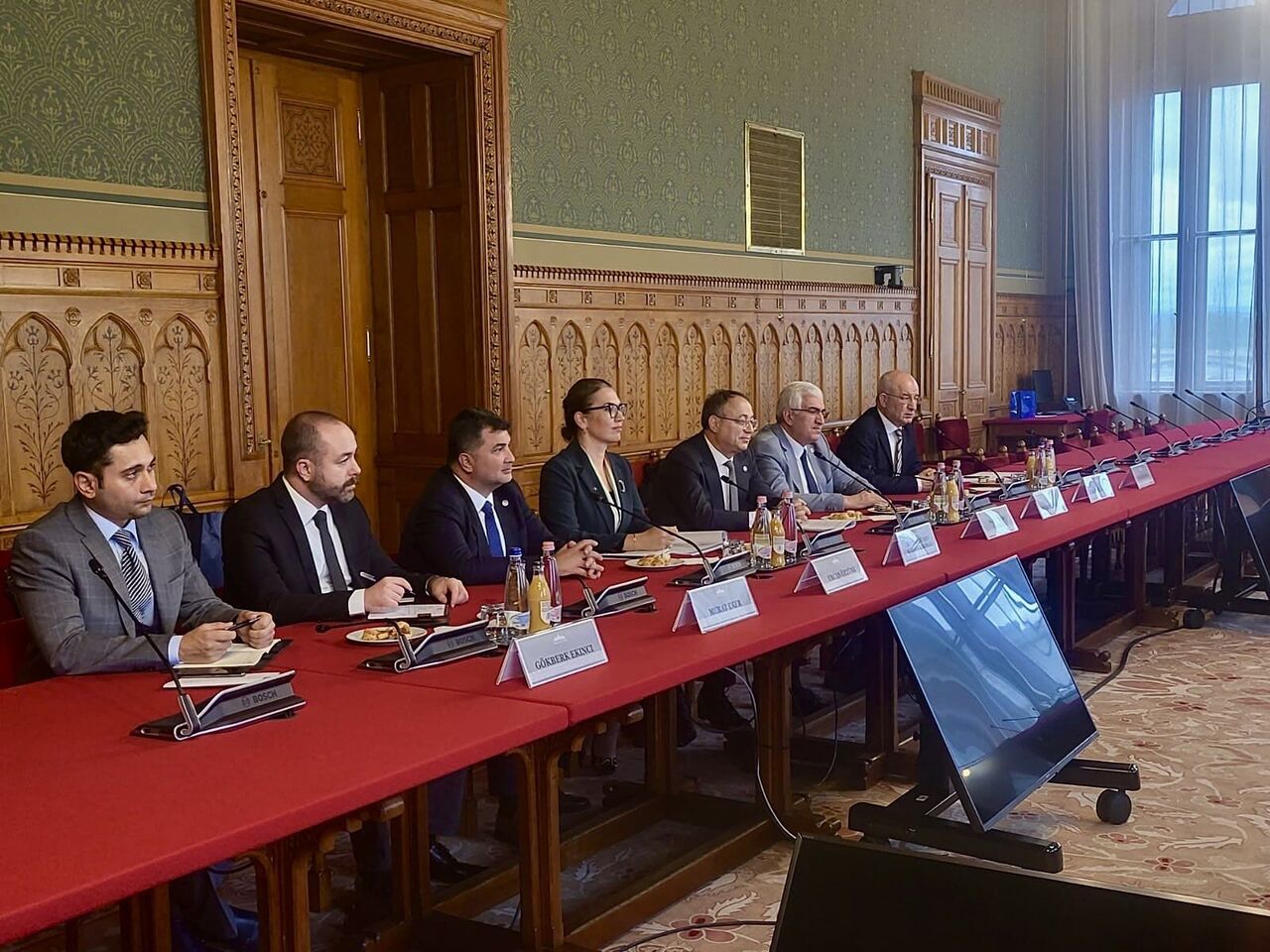 G2M B Jk Y X A A A B H P B