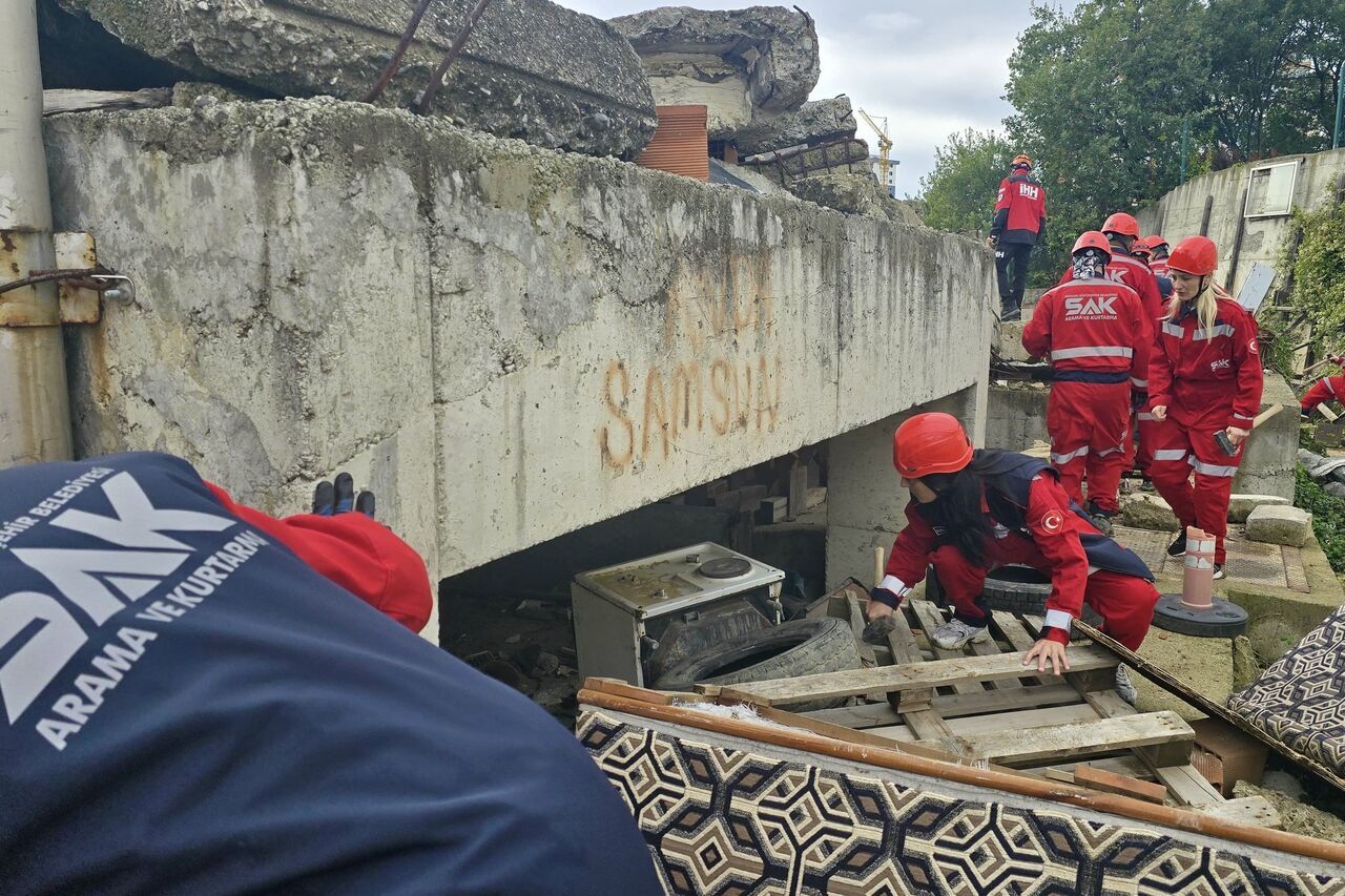 G3 E8 A Z Ww A Ajx7B