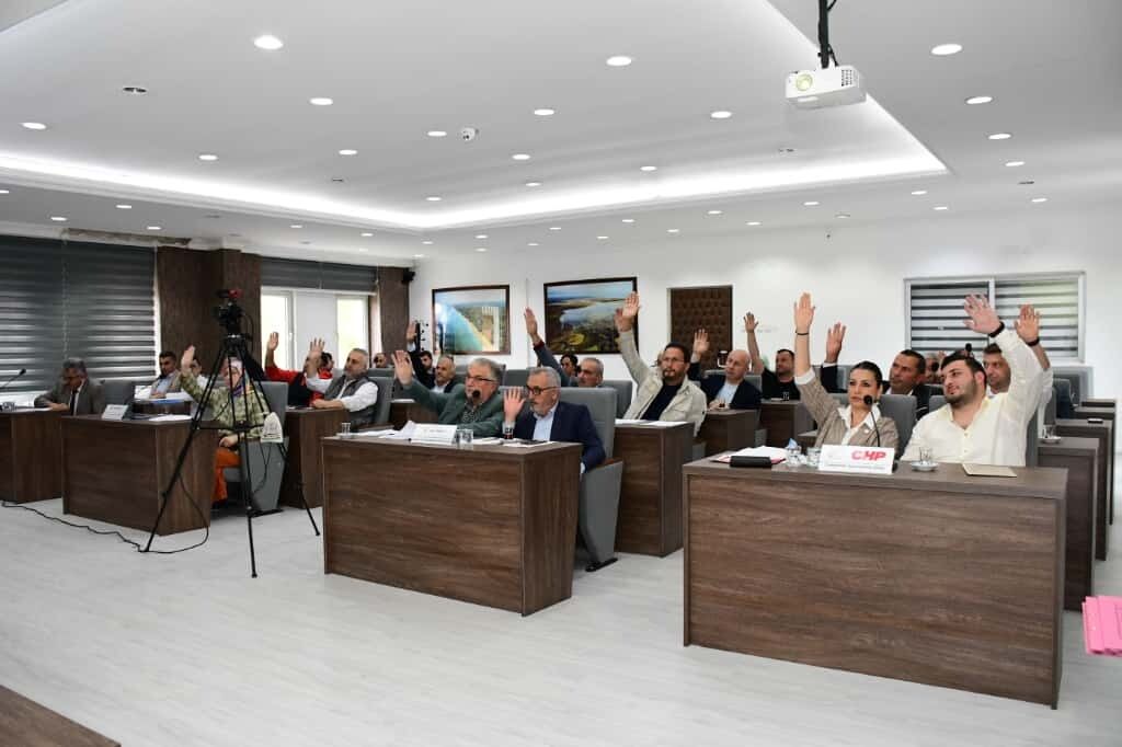 Whatsapp Image 2025 10 10 At 16.22.21 (1)