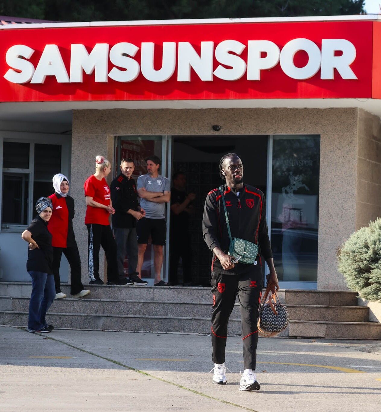 Whatsapp Image 2025 10 18 At 16.24.00 (2)