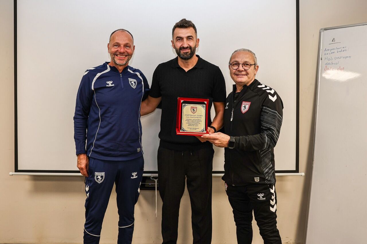 Ozan Özerkan'dan Samsunspor Akademi'de tecrübe paylaşımı