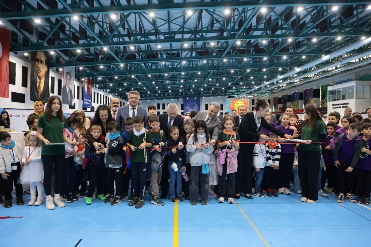 Başkan İhsan Kurnaz: "Eğitim ve bilimi destekliyoruz"