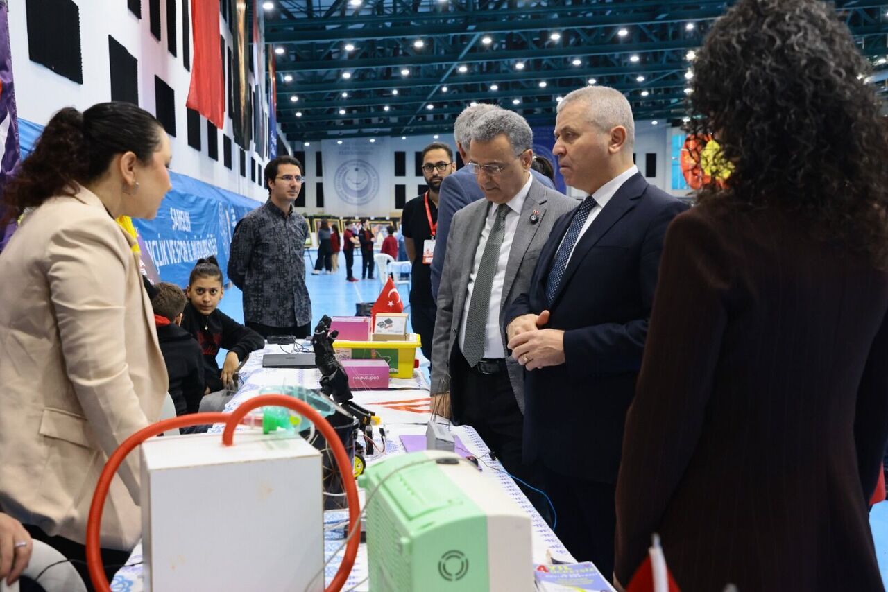 Başkan İhsan Kurnaz: "Eğitim ve bilimi destekliyoruz"