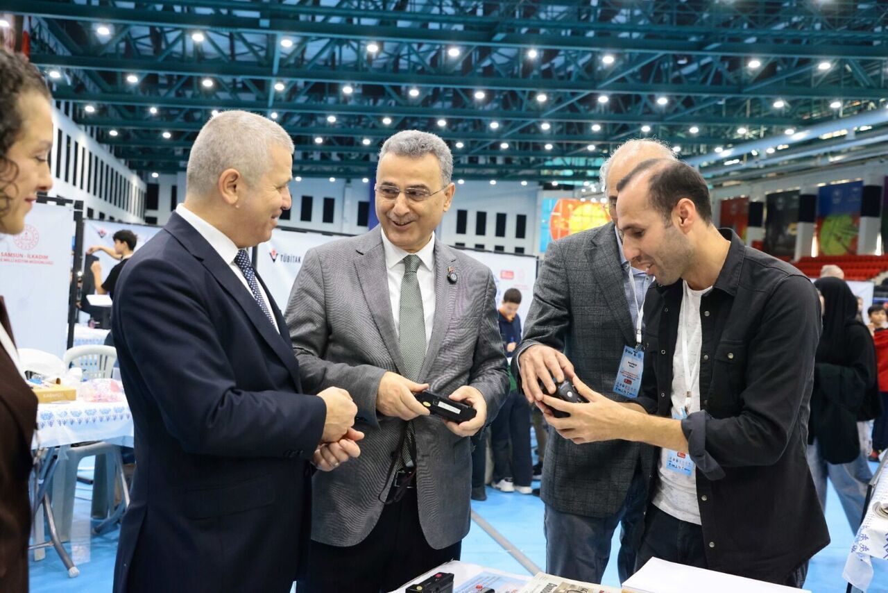 Başkan İhsan Kurnaz: "Eğitim ve bilimi destekliyoruz"