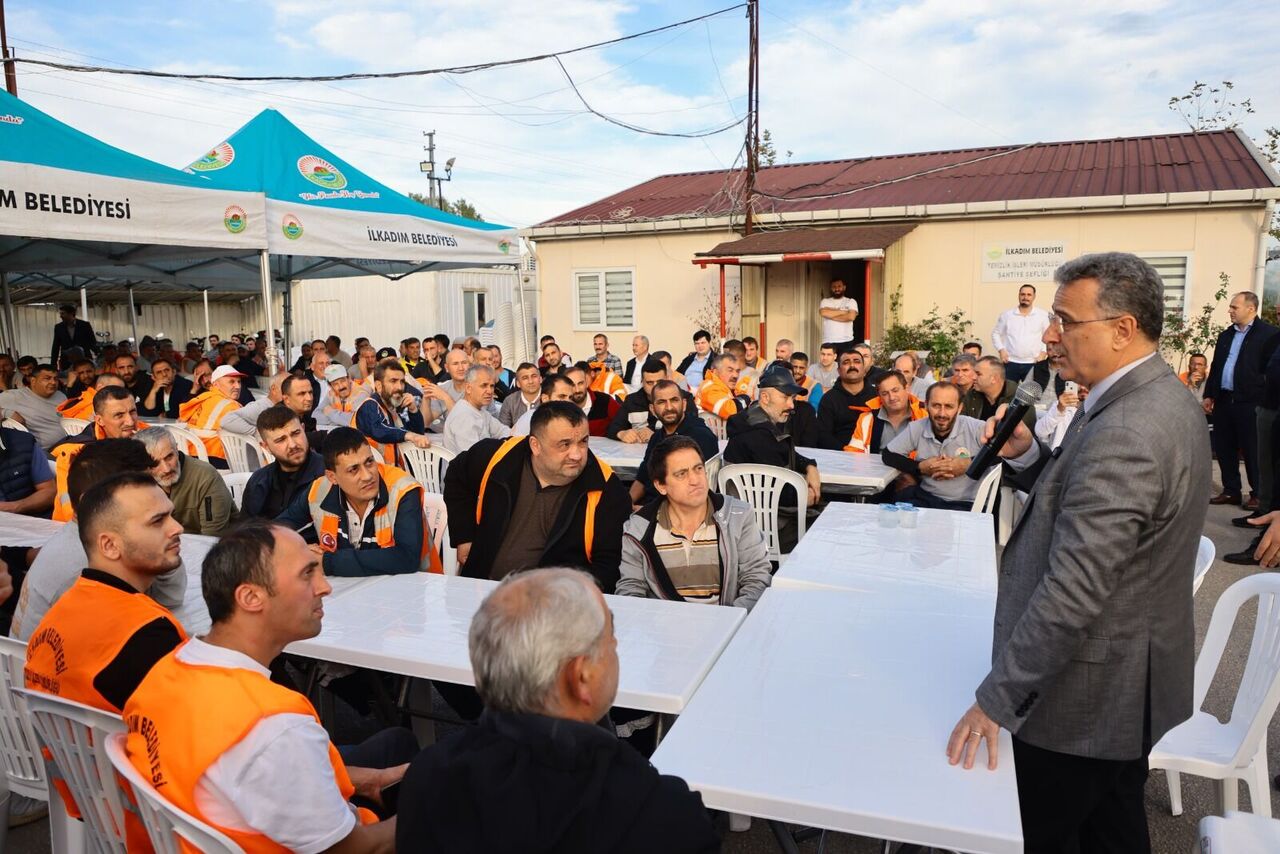 Başkan İhsan Kurnaz: "İlkadım’ın gücü saha personelinde"