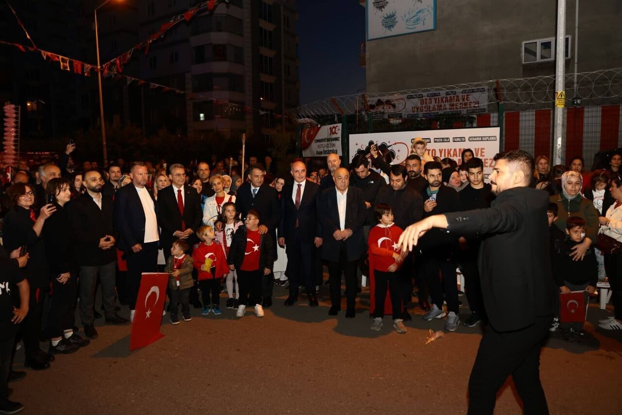 Samsun Derebahçe Mahallesi'nde Cumhuriyet coşkusu!